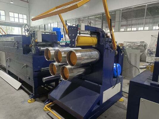 স্থিতিশীল গলিত প্রবাহ এবং অভিন্ন পণ্যের গুণমান নিশ্চিত করার জন্য ডুয়াল মিটারিং পাম্প